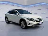 Usata Mercedes GLA200 136 CV (100 kW) 2016 Bianco calcite SUV