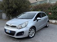 Usata Kia Rio 86 CV (63 kW) 2013 Grigio Berlina