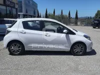 Usata Toyota Yaris Lounge 90 CV (66 kW) 2014 Bianco Utilitaria
