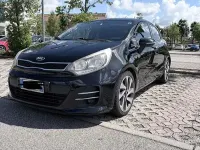Begagnad Kia Rio 90 HK (66 kW) 2015 Svart Sedan