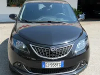 Usata Lancia Ypsilon Gold 69 CV (50 kW) 2022 Nero Utilitaria