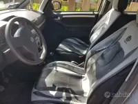 Usata Opel Meriva 101 CV (74 kW) 2006 Grigio Monovolume