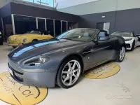 Usata Aston Martin V8 Vantage 385 CV (283 kW) 2007 Azzurro Cabrio