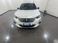 Usata Peugeot e-2008 GT 56 kW (77 CV) 2021 Bianco madreperla SUV