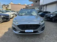 Usata Ford Kuga ST-Line 152 CV (111 kW) 2023 Grigio SUV