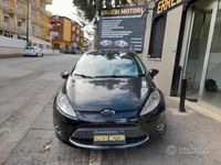 Usata Ford Fiesta 70 CV (51 kW) 2010 Nero Utilitaria