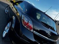 Usata Opel Astra 150 CV (110 kW) 2007 Utilitaria