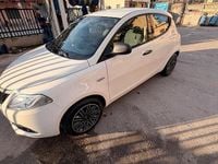 Usata Lancia Ypsilon 69 CV (50 kW) 2018 Bianco Utilitaria