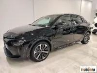 Usata Lancia Ypsilon 100 CV (73 kW) 2024 Nero Utilitaria
