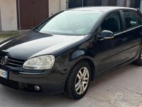 Usata VW Golf V 102 CV (75 kW) 2008 Grigio Utilitaria