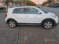 Usata Toyota Urban Cruiser 100 CV (73 kW) 2010 Bianco Utilitaria