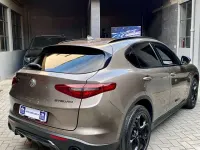 Usata Alfa Romeo Stelvio Executive 280 CV (205 kW) 2019 Sabbia SUV