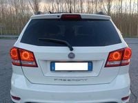 Usata Fiat Freemont 140 CV (102 kW) 2011 Bianco SUV