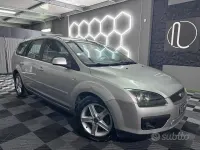 Usata Ford Focus S 90 CV (66 kW) 2007 Grigio Station wagon