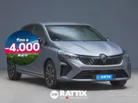 Usado Renault Clio V Techno 91 HP (66 kW) 2025 Cinzento Sedan