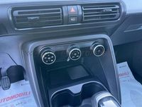 Nuova Citroën C3 100 CV (73 kW) 2025 Grigio SUV