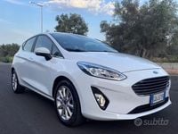 Usata Ford Fiesta Titanium 85 CV (62 kW) 2020 Bianco Utilitaria