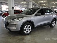 Usado Ford Kuga 225 CV (165 kW) 2021 Gris SUV