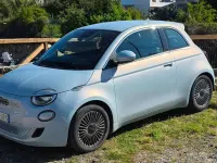 Begagnad Fiat 500e Icon 42 kW (58 HK) 2020 Blå Halvkombi