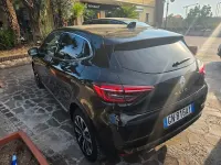 Usata Renault Clio V Techno 101 CV (74 kW) 2023 Nero Berlina