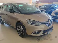 Usata Renault Grand Scénic IV Bose Edition 160 CV (117 kW) 2017 Bronzo Monovolume