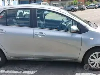 Usata Toyota Yaris 65 CV (47 kW) 2008 Grigio Utilitaria