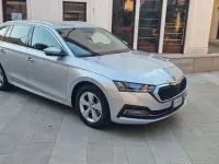 Usata Skoda Octavia Executive 150 CV (110 kW) 2023 Argento Station wagon