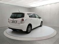 Usata Toyota Verso Active 111 CV (81 kW) 2015 Bianco Monovolume