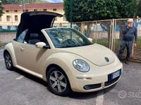 Usata VW New Beetle 2010 Bianco Utilitaria