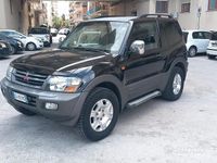Usata Mitsubishi Pajero 160 CV (117 kW) 2002 Nero SUV