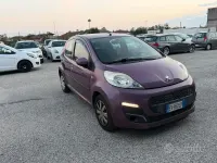 Usata Peugeot 107 Active 68 CV (50 kW) 2014 Viola Utilitaria