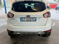 Usata Ford Kuga 140 CV (102 kW) 2011 Bianco SUV