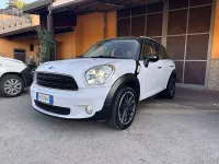 Usata Mini Countryman Business 90 CV (66 kW) 2015 Bianco SUV