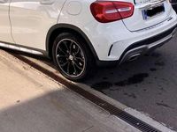 Usata Mercedes GLA200 Premium 136 CV (100 kW) 2016 SUV
