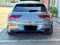 Usata Mercedes CLA200 163 CV (119 kW) 2019 Grigio Station wagon