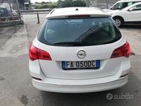 Usata Opel Astra S 110 CV (80 kW) 2015 Bianco Station wagon