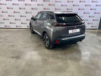 Usata Peugeot 2008 Allure 110 CV (80 kW) 2022 Grigio SUV