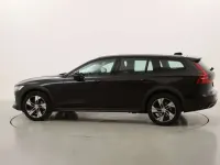Usata Volvo V60 CC Business Edition 197 CV (144 kW) 2022 Nero Station wagon