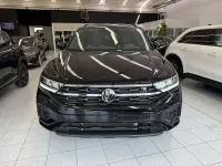 Usata VW T-Roc R-line 150 CV (110 kW) 2024 Nero SUV