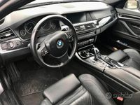 usata BMW 530 d Touring Futura full tetto navi 2011