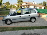 Usata Opel Zafira 101 CV (74 kW) 2002 Grigio Monovolume