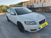 Usata Volvo V50 109 CV (80 kW) 2010 Bianco Station wagon