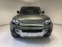 Käytetty Land Rover Defender SE 404 HP (297 kW) 2024 Vihreä Katumaasturi