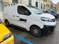 Usata Opel Vivaro 120 CV (88 kW) 2019 Bianco Monovolume