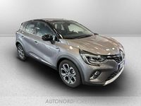 Usata Renault Captur Techno 143 CV (105 kW) 2023 Grigio SUV