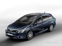 Usata Toyota Avensis Lounge 124 CV (91 kW) 2012 Blu Station wagon
