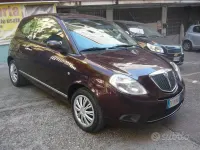 Usata Lancia Ypsilon 60 CV (44 kW) 2007 Amaranto Utilitaria