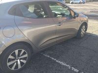 Usata Renault Clio V 67 CV (49 kW) 2023 Grigio Berlina