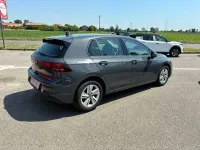Usata VW Golf VIII Executive 110 CV (80 kW) 2025 Grigio Berlina