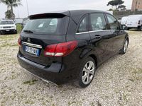 Usata Mercedes B180 Premium 109 CV (80 kW) 2015 Nero Monovolume